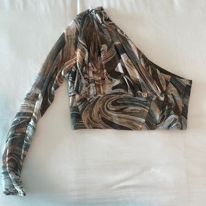 ZARA One shoulder top. Worn Once. Oerfect Condition. Zipper on side. Size M